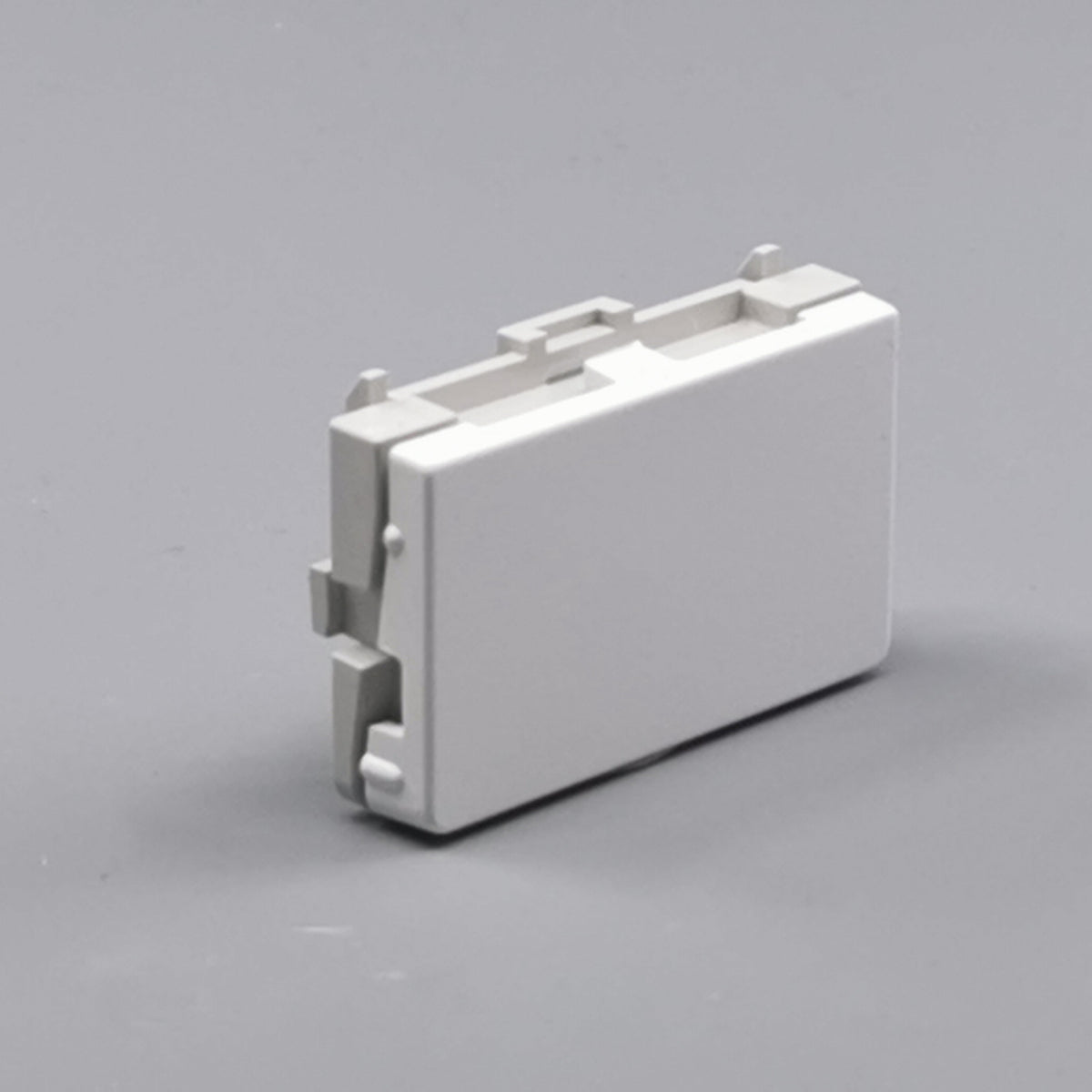 Fuga blænddæksel til 1½ modul ramme - hvid (360° frame 22)
