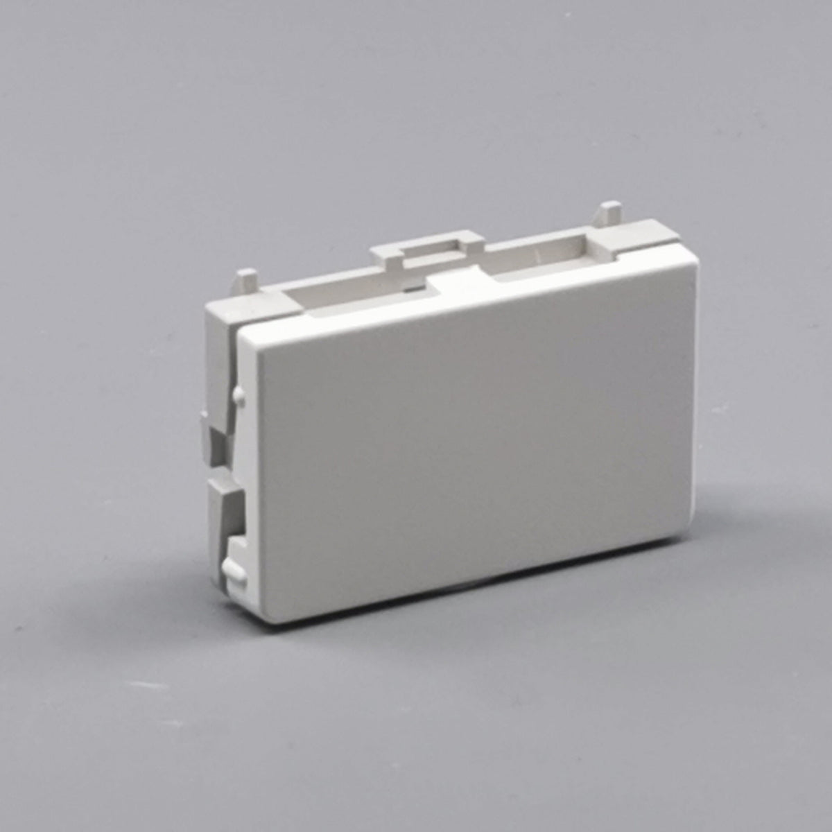 Fuga blænddæksel til 1½ modul ramme - hvid (360° frame 23)