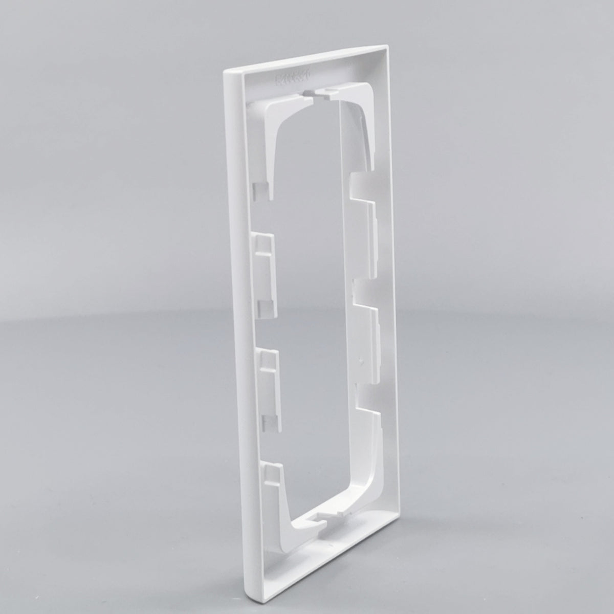 LK Fuga ramme Softline 63 2m lodret - hvid (360° frame 9)