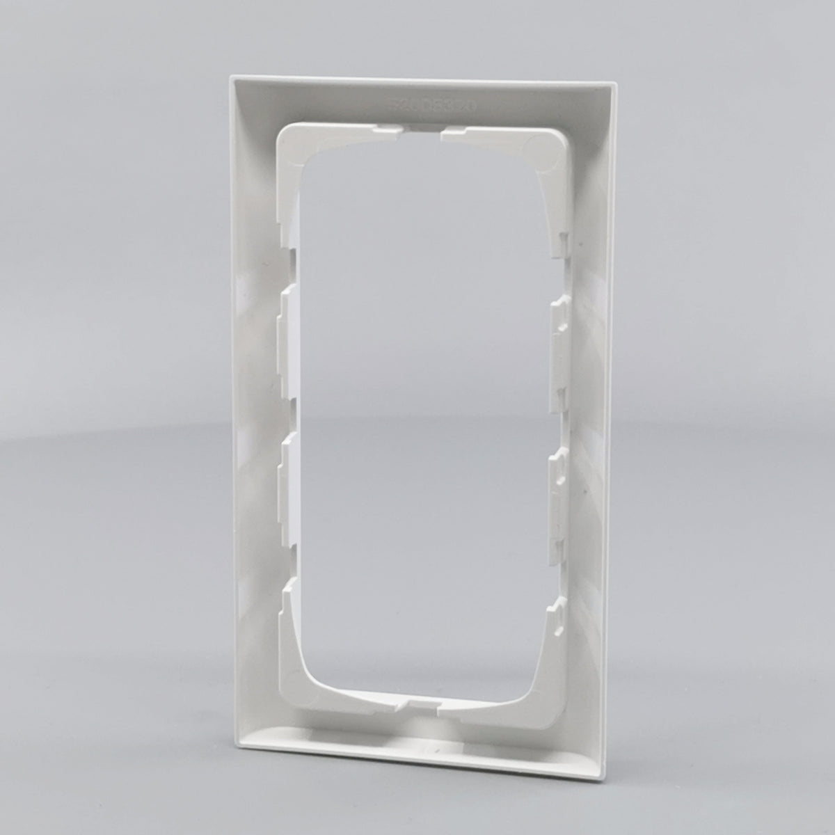 LK Fuga ramme Softline 63 2m lodret - hvid (360° frame 14)