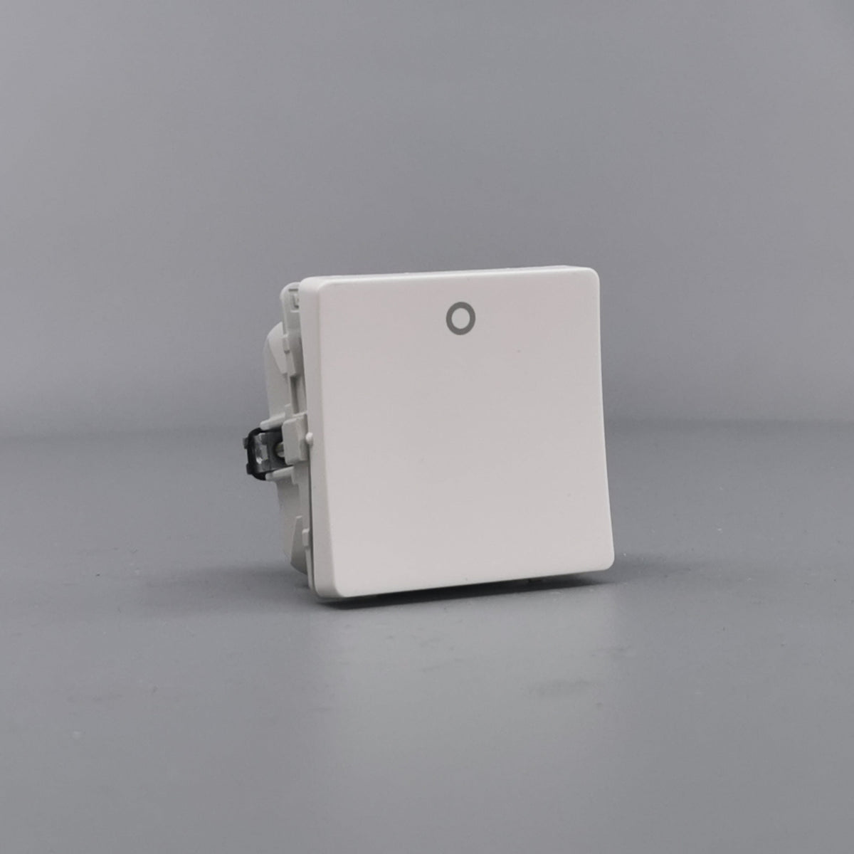 LK Fuga afbryder 2-pol 440V 16A - hvid (360° frame 23)