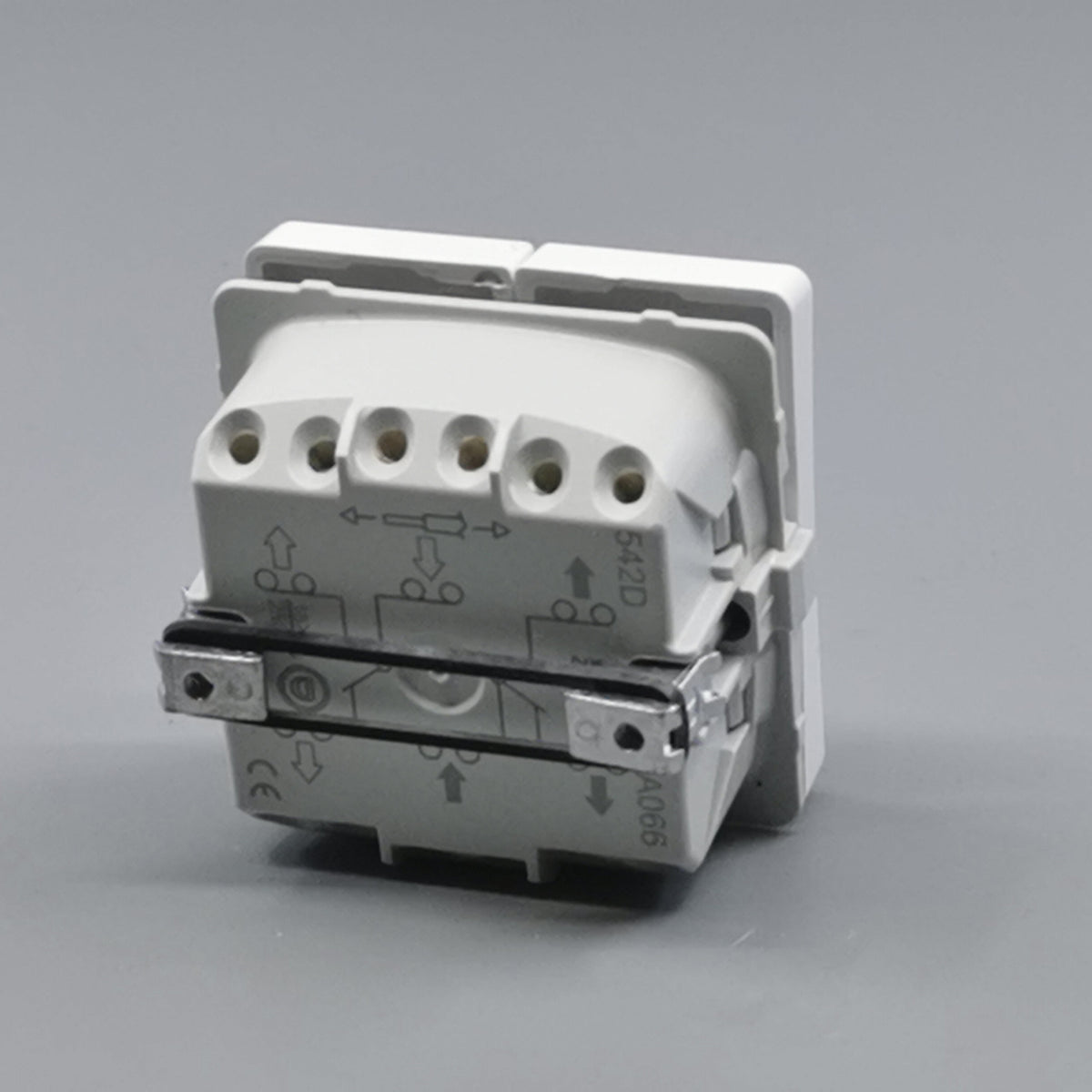 LK Fuga dobbelt korrespondance afbryder 16A - hvid (360° frame 14)