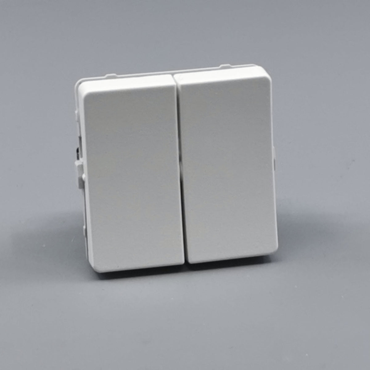 LK Fuga dobbelt korrespondance afbryder 16A - hvid (360° frame 24)