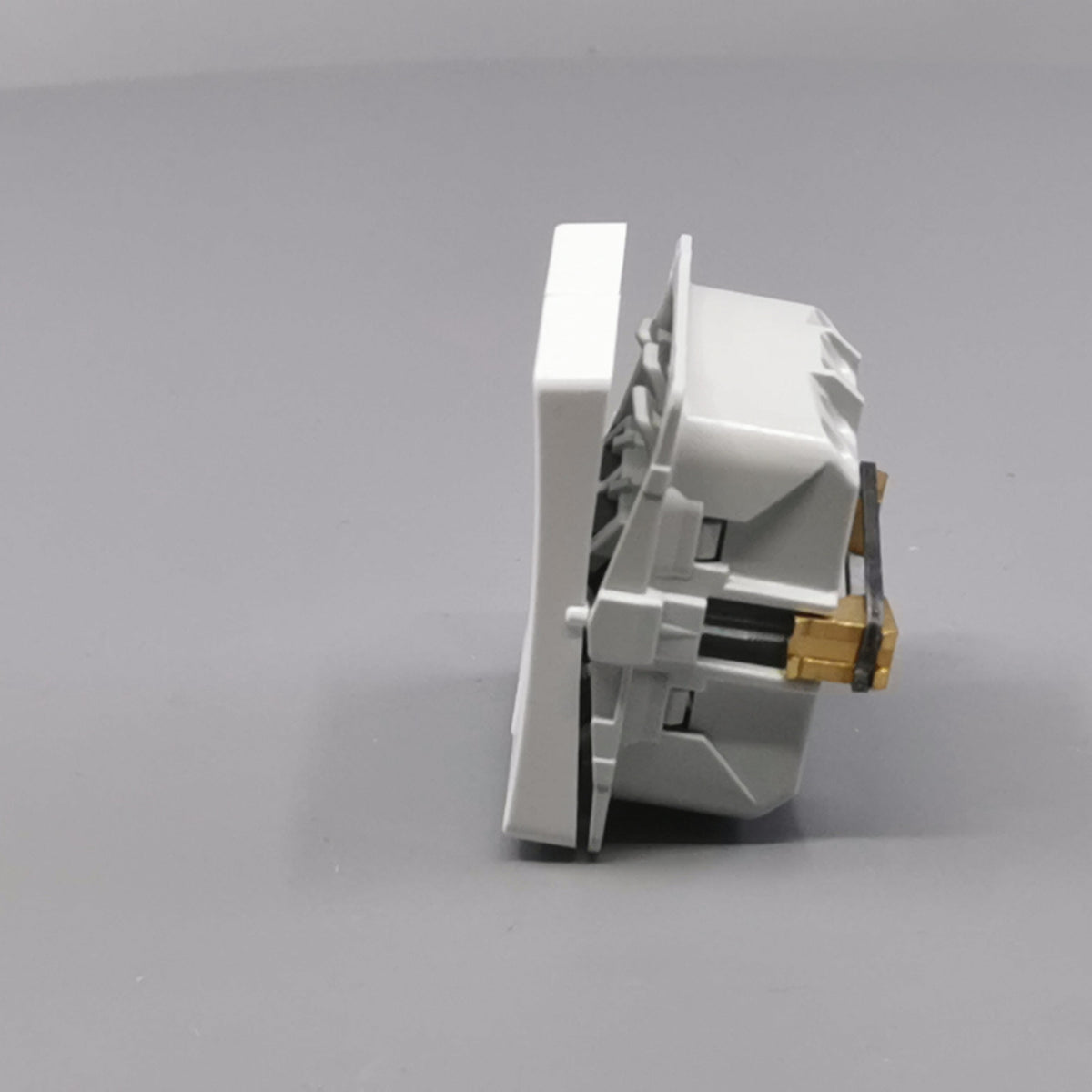 LK Fuga krone afbryder 16A - hvid (360° frame 7)