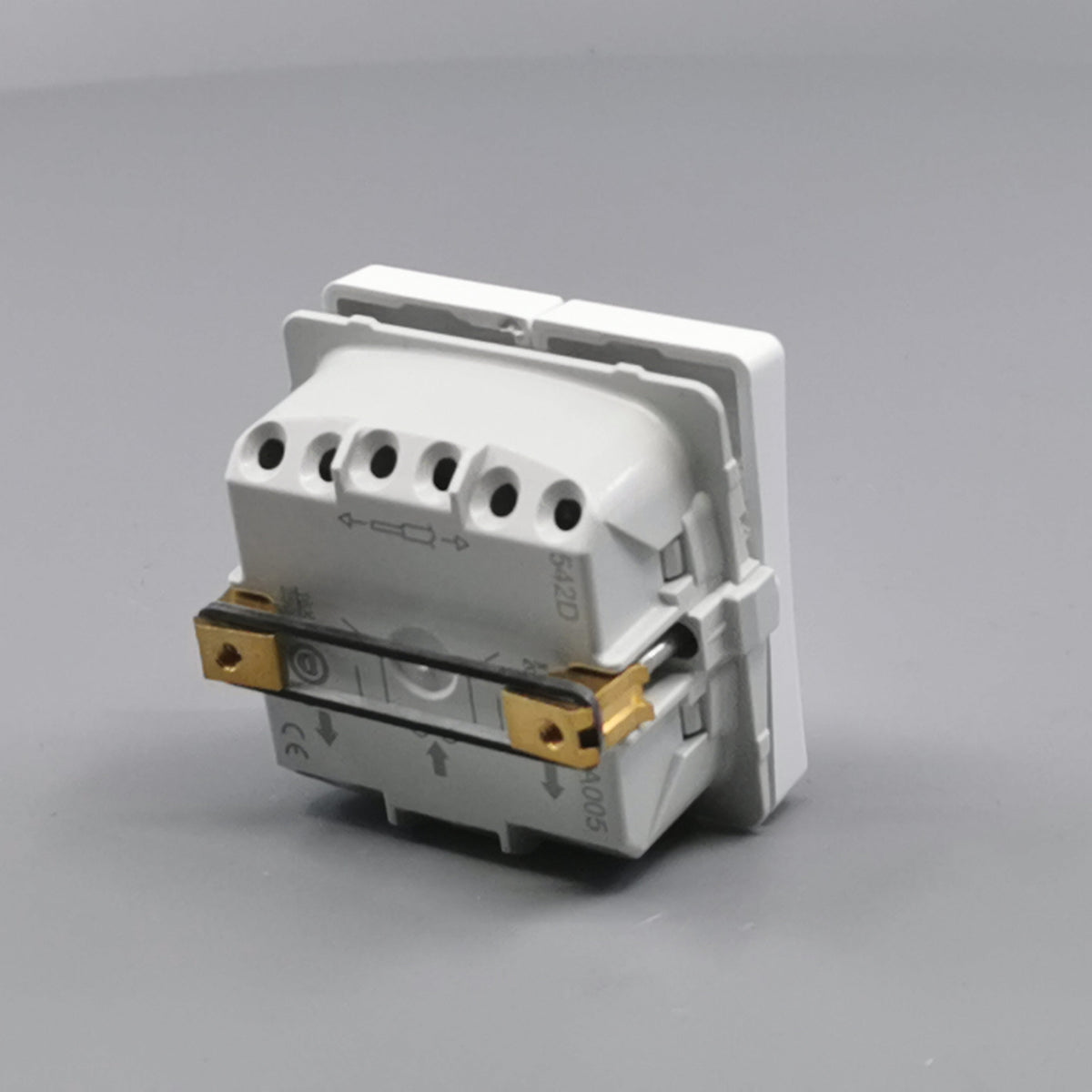 LK Fuga krone afbryder 16A - hvid (360° frame 15)
