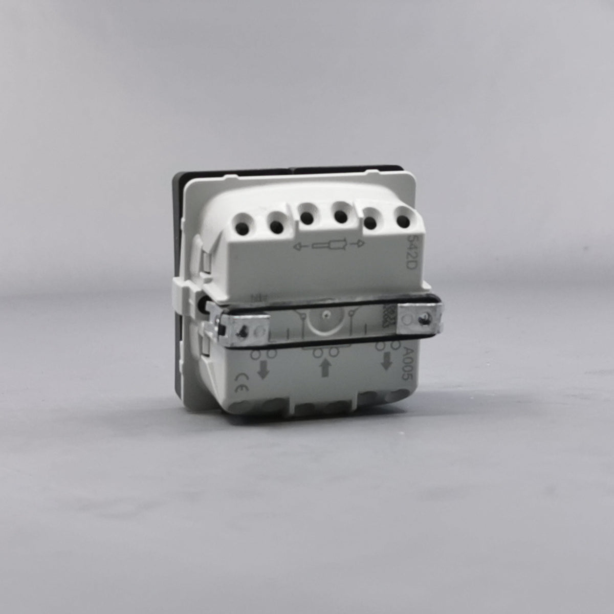 LK FUGA® afbryder krone 16A, koksgrå (360° frame 12)