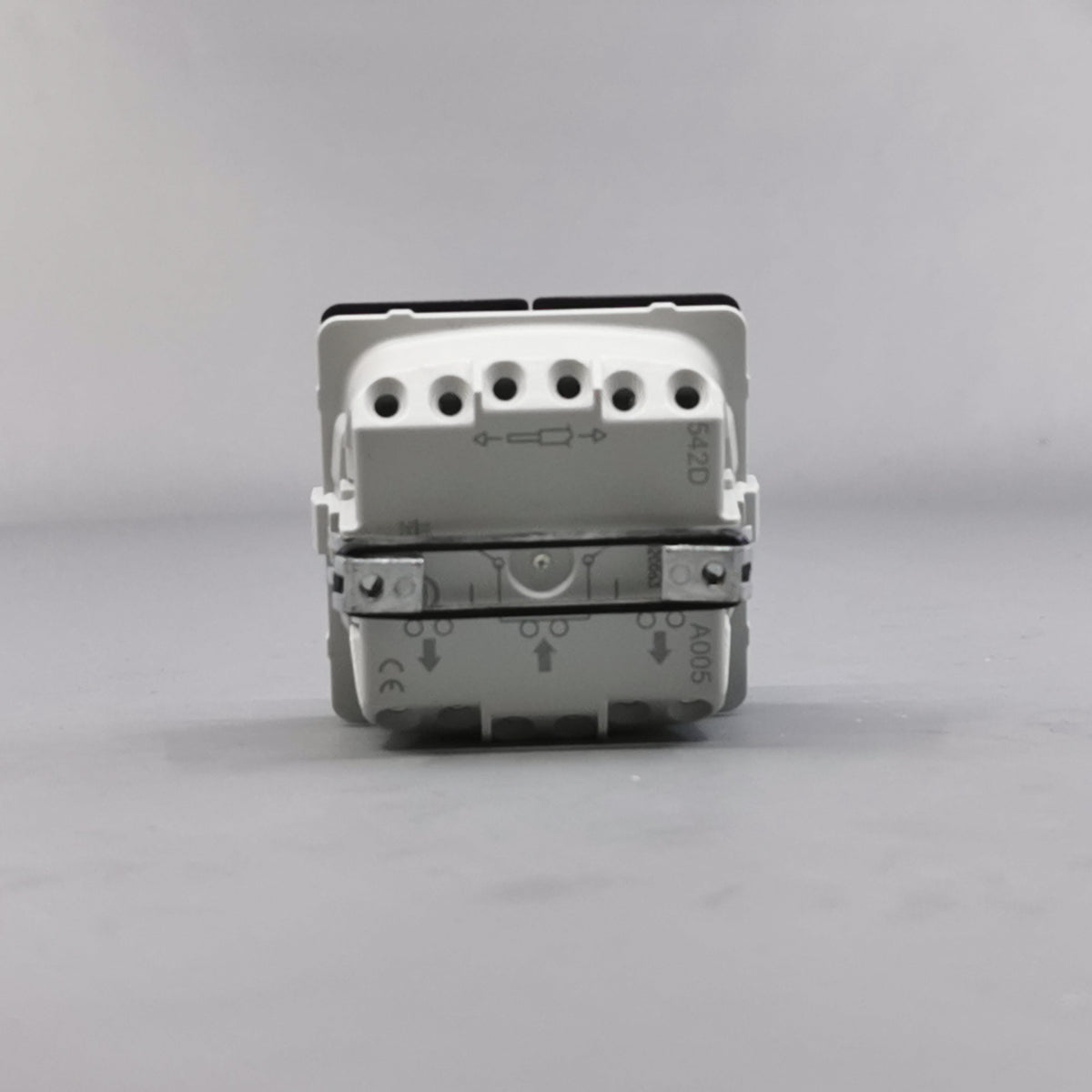 LK FUGA® afbryder krone 16A, koksgrå (360° frame 13)