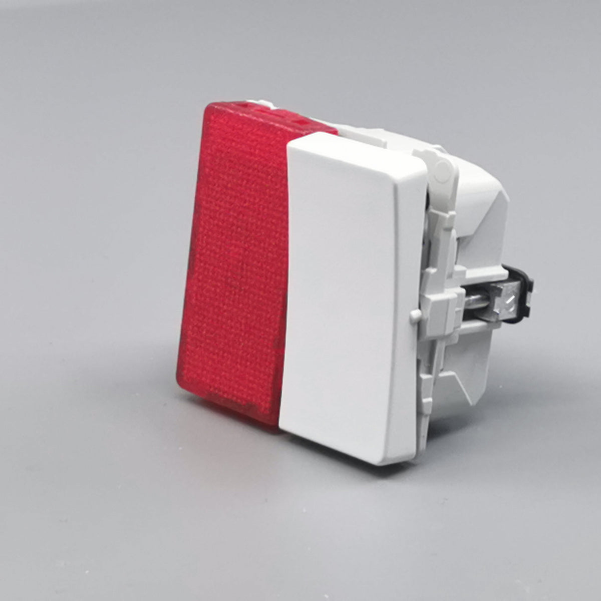 LK Fuga afbryder med rød LED lampe 1-pol 16A - hvid (360° frame 4)