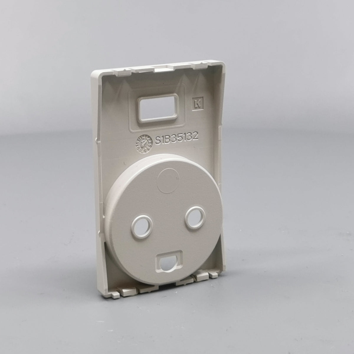 FUGA afdækning Stikk. m/j med 5V USB-lader Lysegrå (360° frame 11)