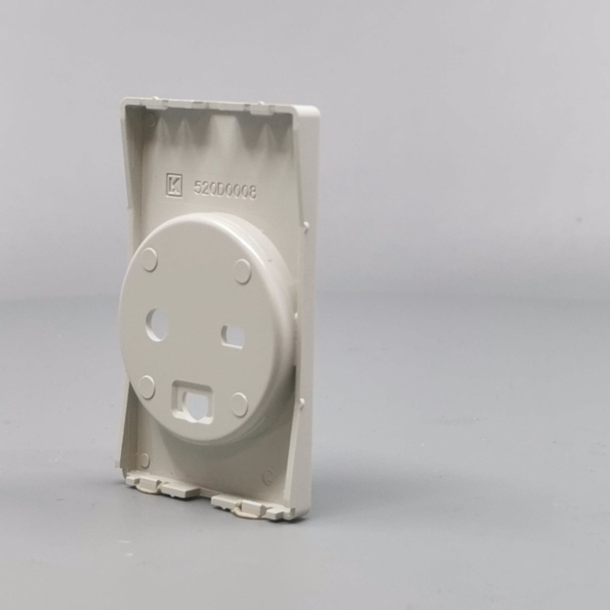 Fuga afdækning til hospital stikkontakt m. jord 1½ modul - lysegrå (360° frame 16)