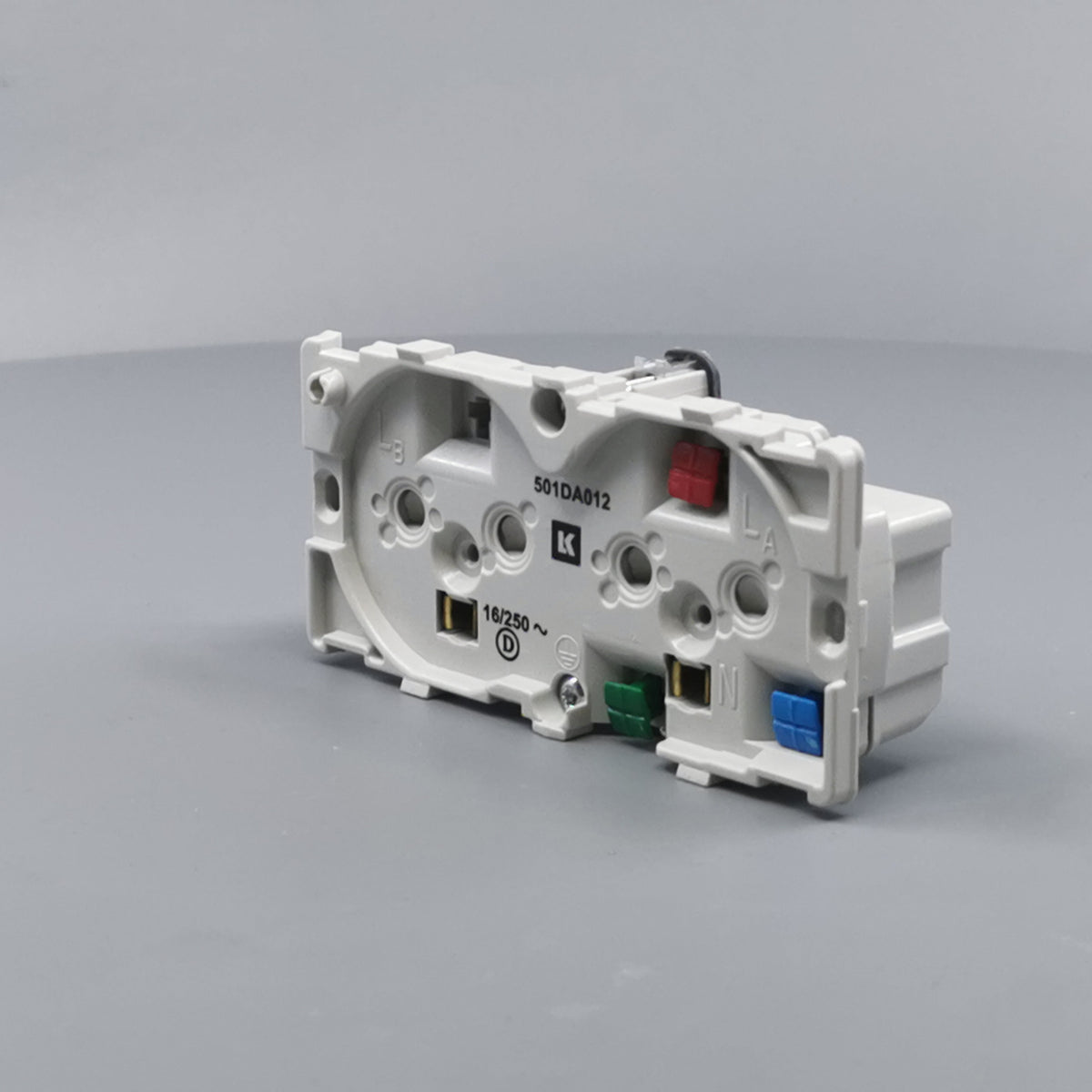 Fuga dobbelt stikkontakt 2-polet m/jord 2m (360° frame 4)