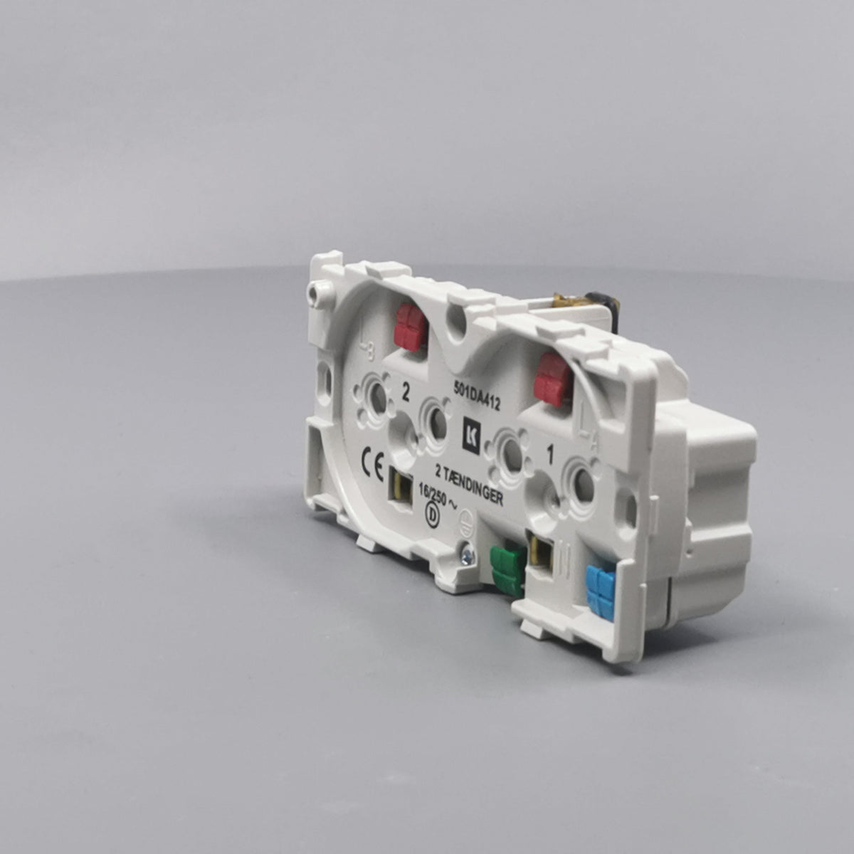 Fuga dobbelt stikkontakt for 2 tændinger 2-polet m (360° frame 5)