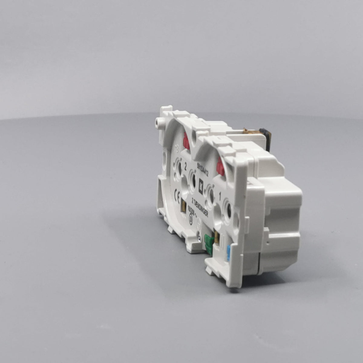 Fuga dobbelt stikkontakt for 2 tændinger 2-polet m (360° frame 6)