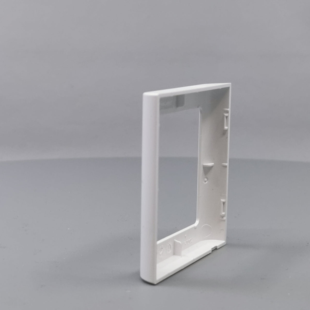 LK Fuga ramme SOFT 63 1m - hvid (360° frame 9)