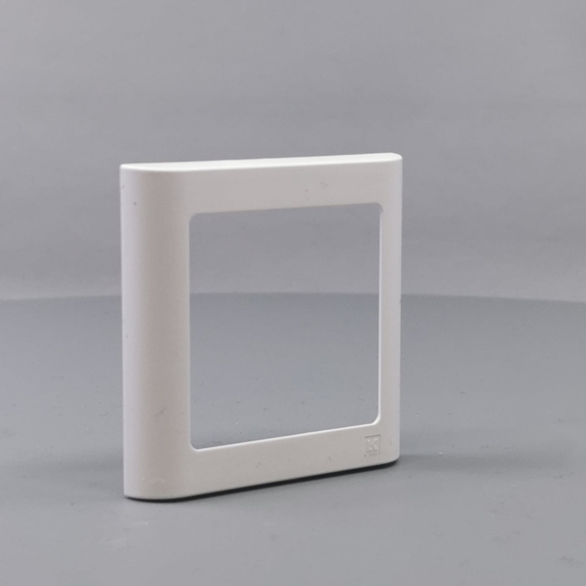 LK Fuga ramme SOFT 63 1m - hvid (360° frame 23)