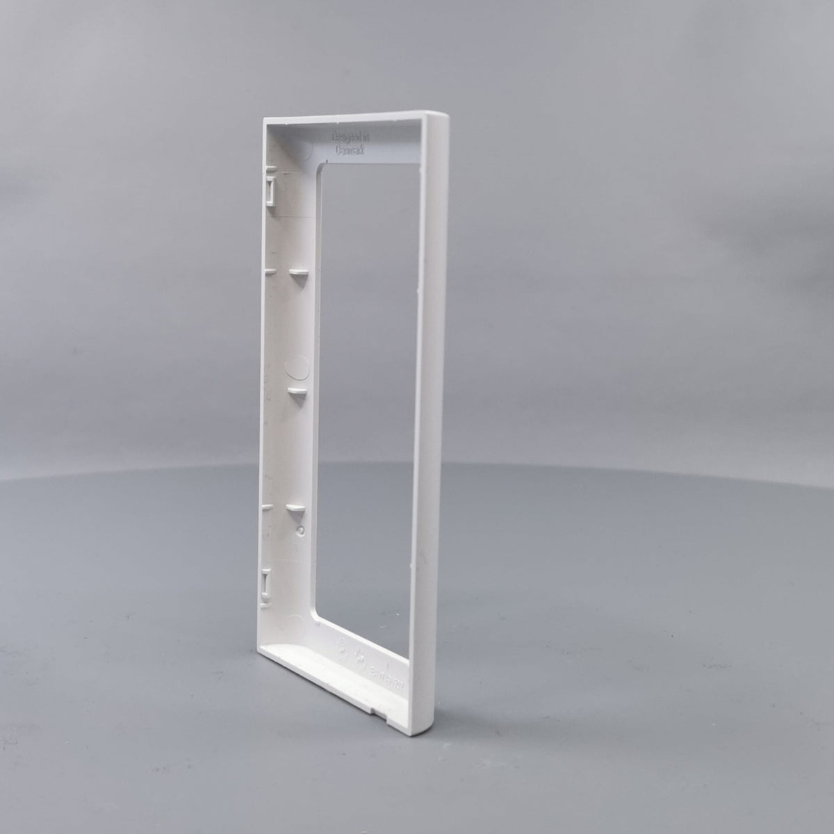 LK Fuga ramme SOFT 63 2m lodret - hvid (360° frame 17)