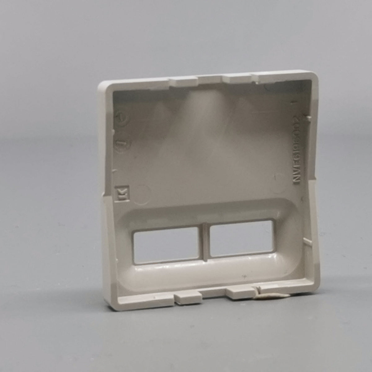 Fuga afdækning til 2 USB-ladere lysegrå (360° frame 12)