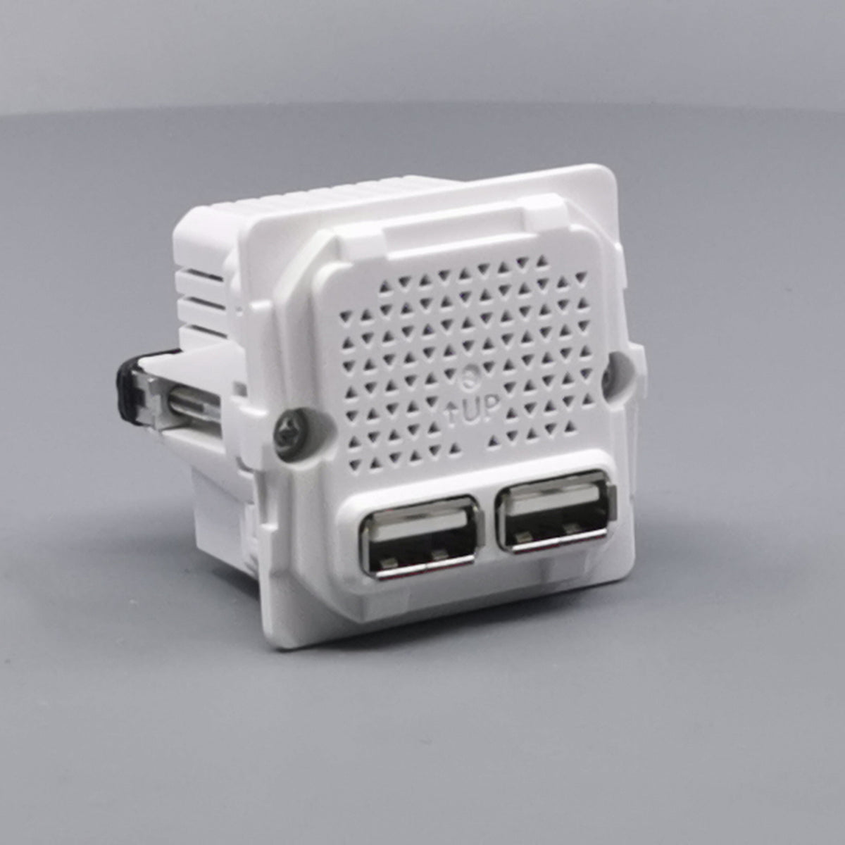 LK Fuga 2xUSB lader 2,1A 1 modul uden afdækning (360° frame 23)