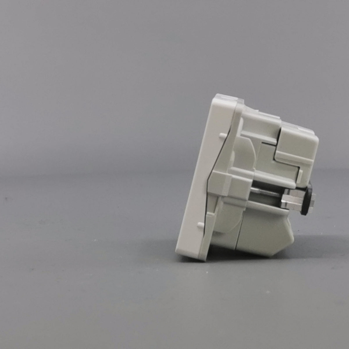 Fuga stikkontakt m. jord og LED lampe 1 modul - hvid (360° frame 7)