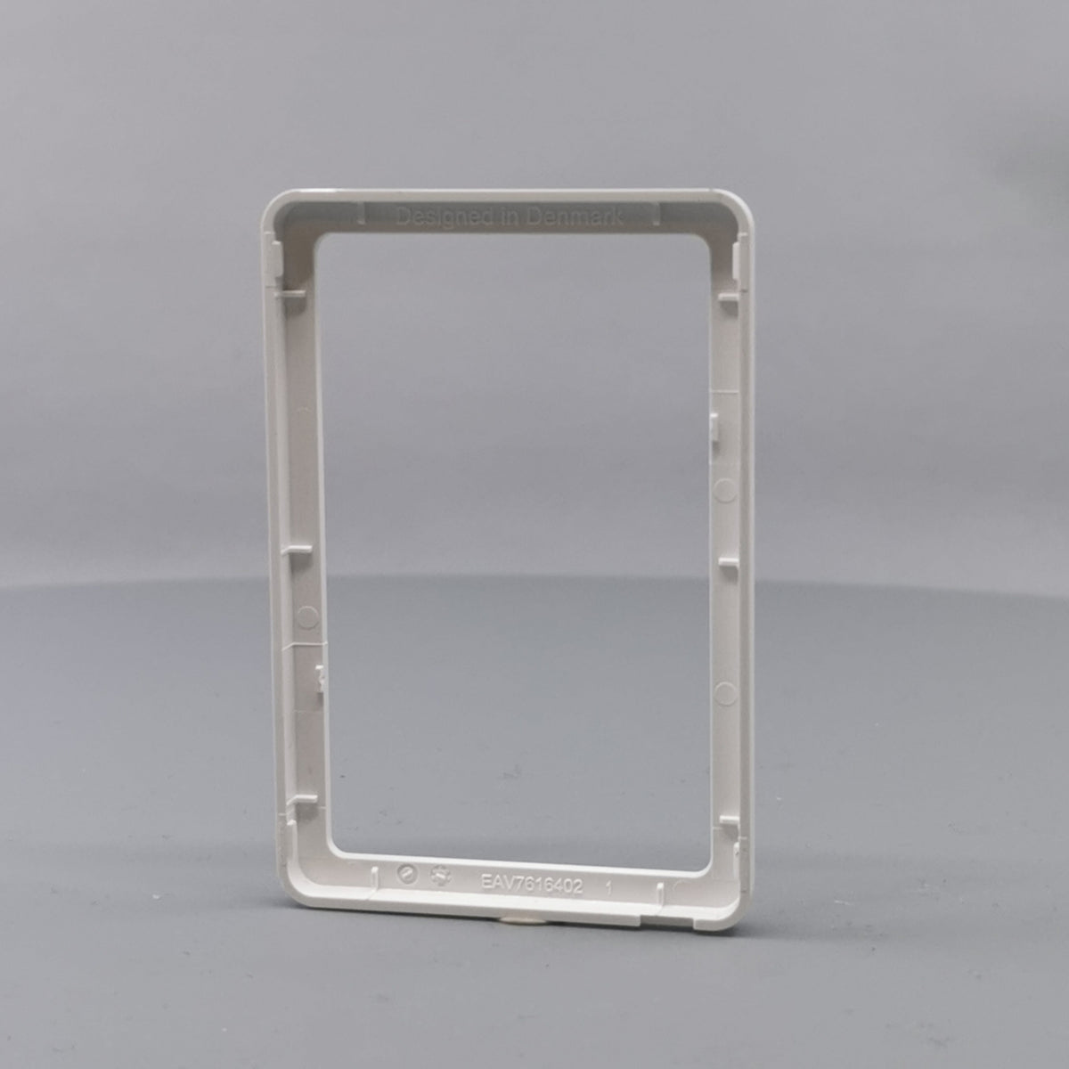 LK Fuga ramme SLIM 55 1½m - hvid (360° frame 14)