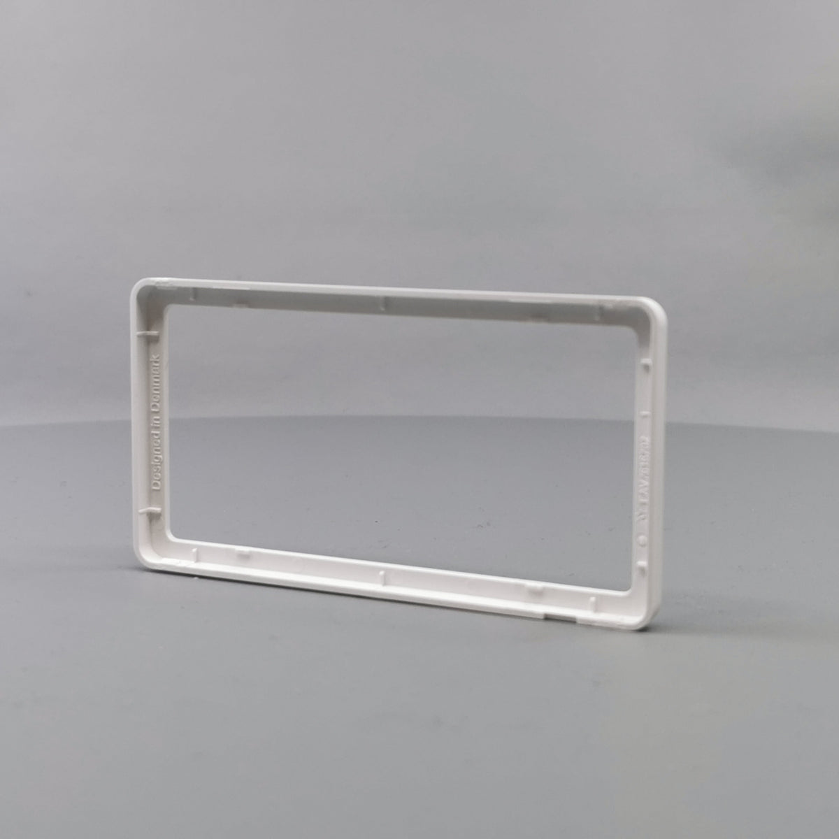 LK Fuga ramme SLIM 55 2m - hvid (360° frame 15)