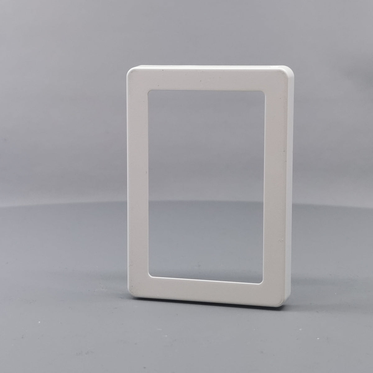LK Fuga ramme BASE 63 2m - hvid (360° frame 2)