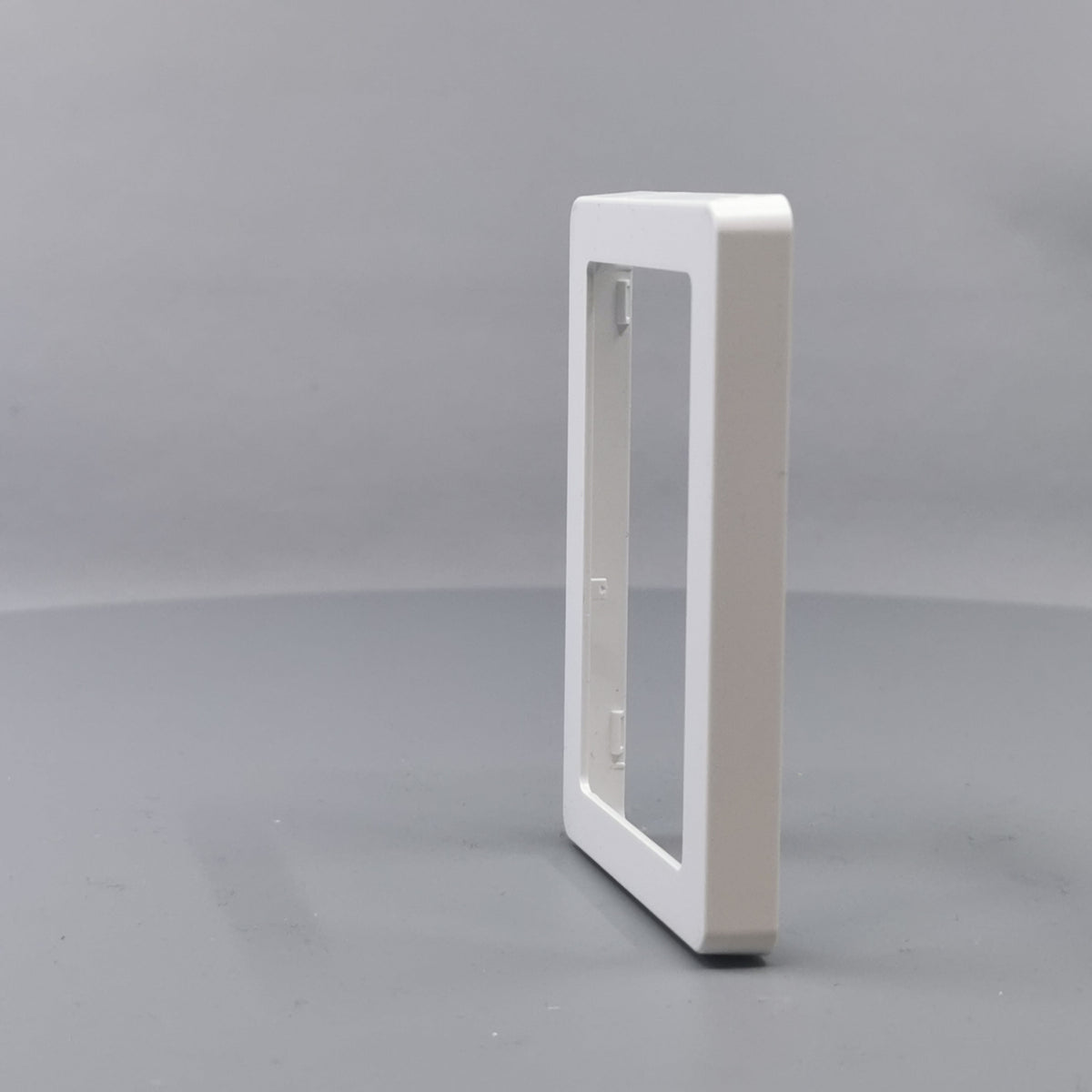 LK Fuga ramme BASE 63 2m - hvid (360° frame 6)