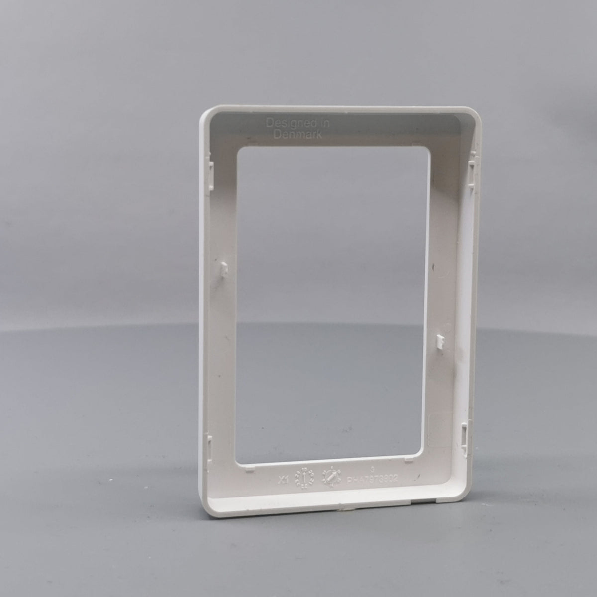 LK Fuga ramme BASE 63 2m - hvid (360° frame 12)