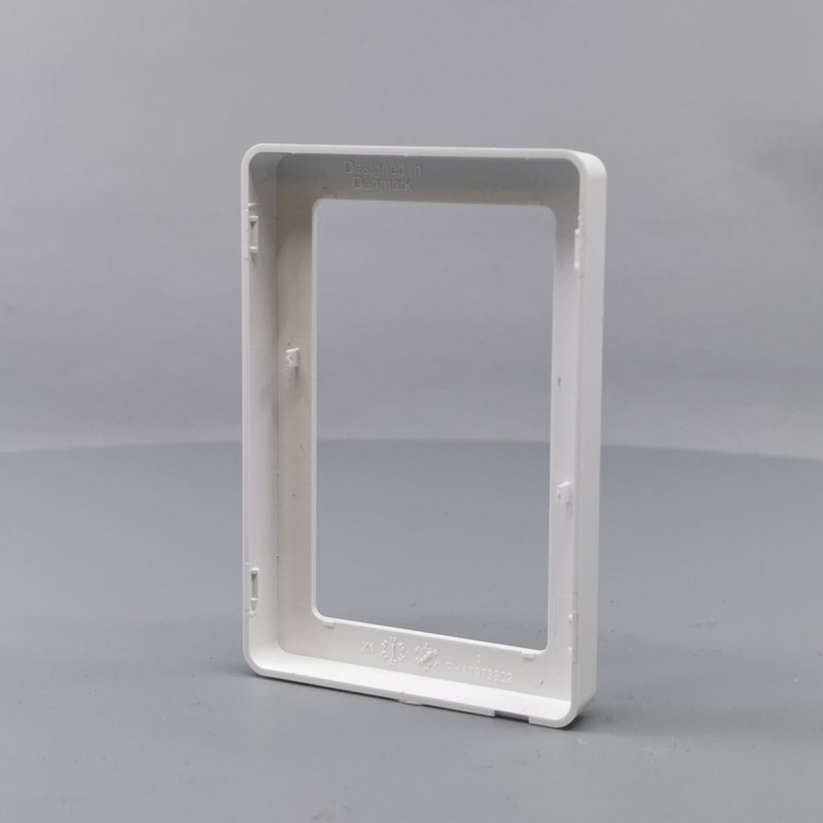 LK Fuga ramme BASE 63 2m - hvid (360° frame 15)