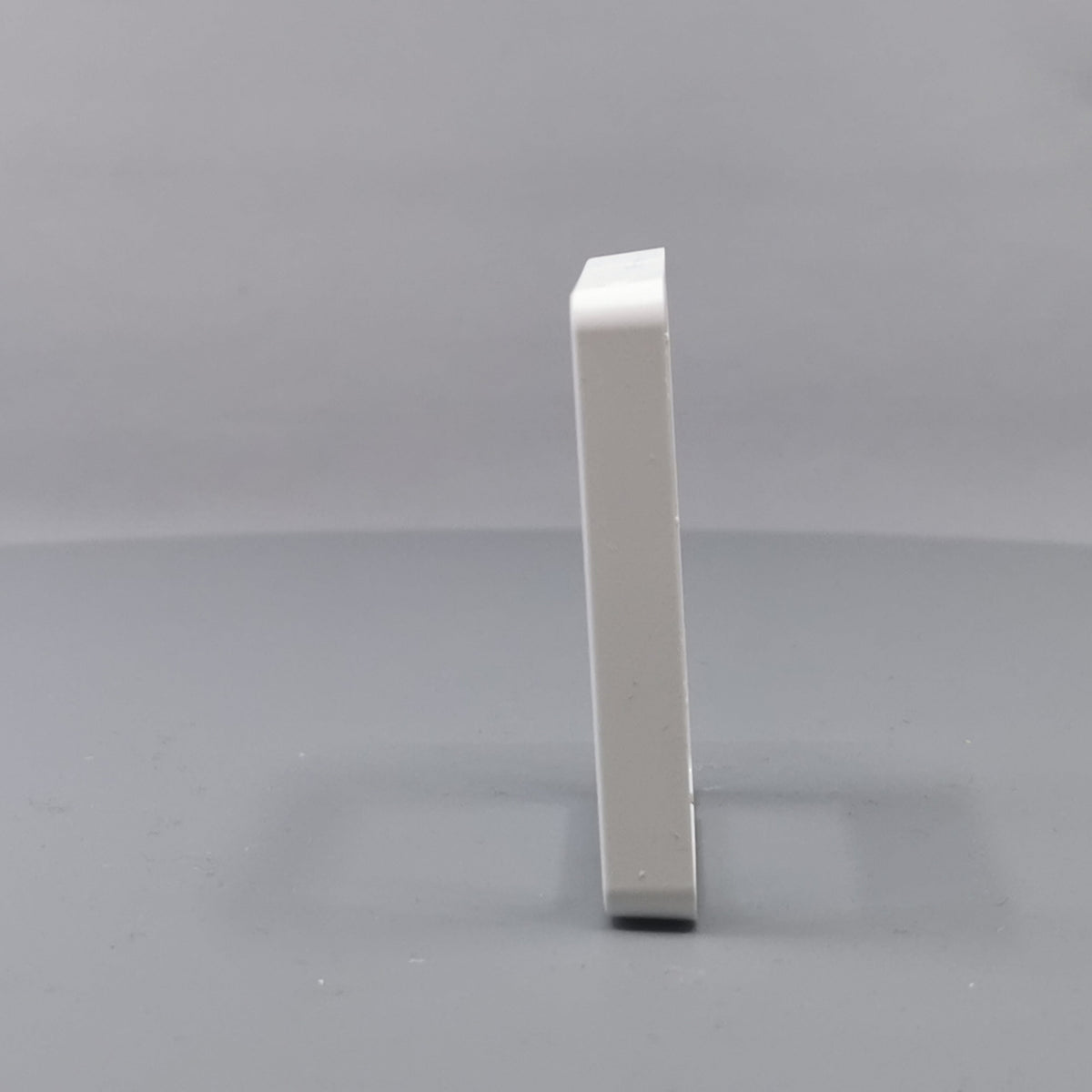 LK Fuga ramme BASE 63 1m - hvid (360° frame 7)