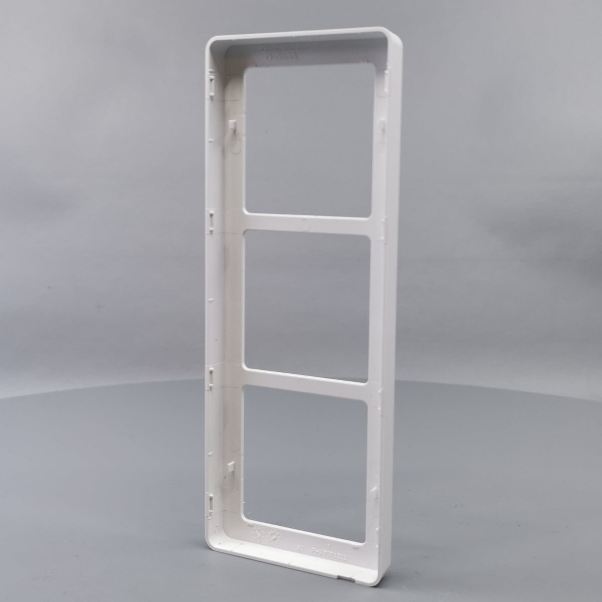 LK Fuga ramme BASE 63 3x1m - hvid (360° frame 15)