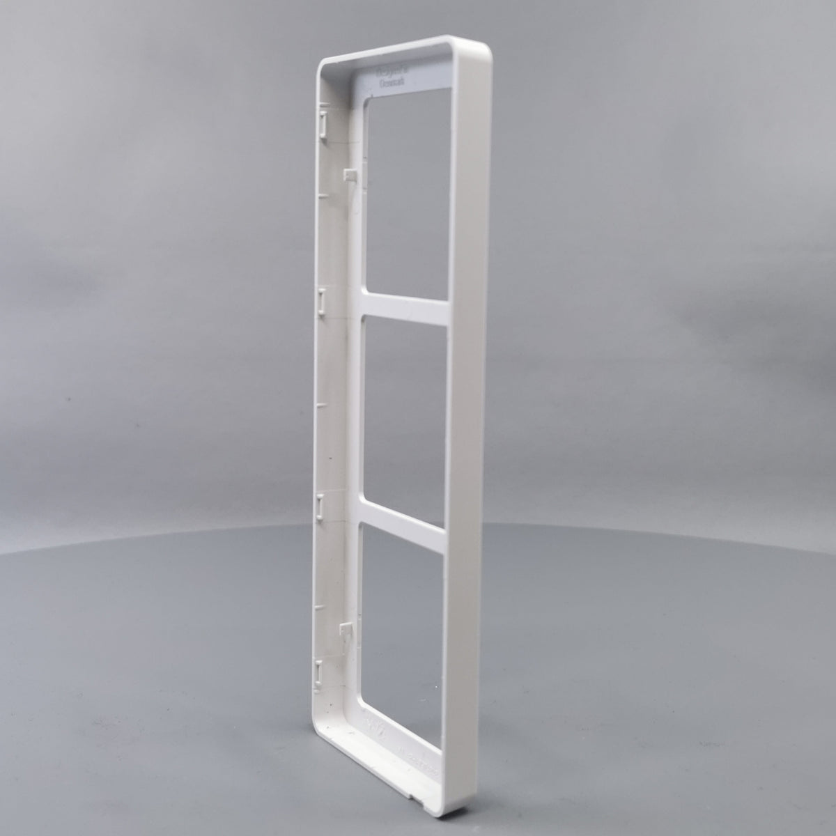 LK Fuga ramme BASE 63 3x1m - hvid (360° frame 17)