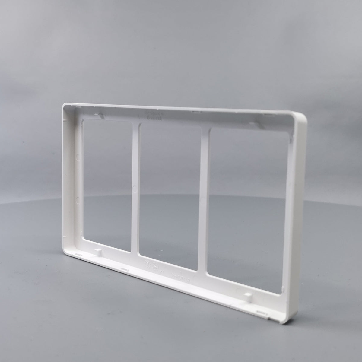 LK Fuga ramme BASE 63 3x1½m - hvid (360° frame 16)