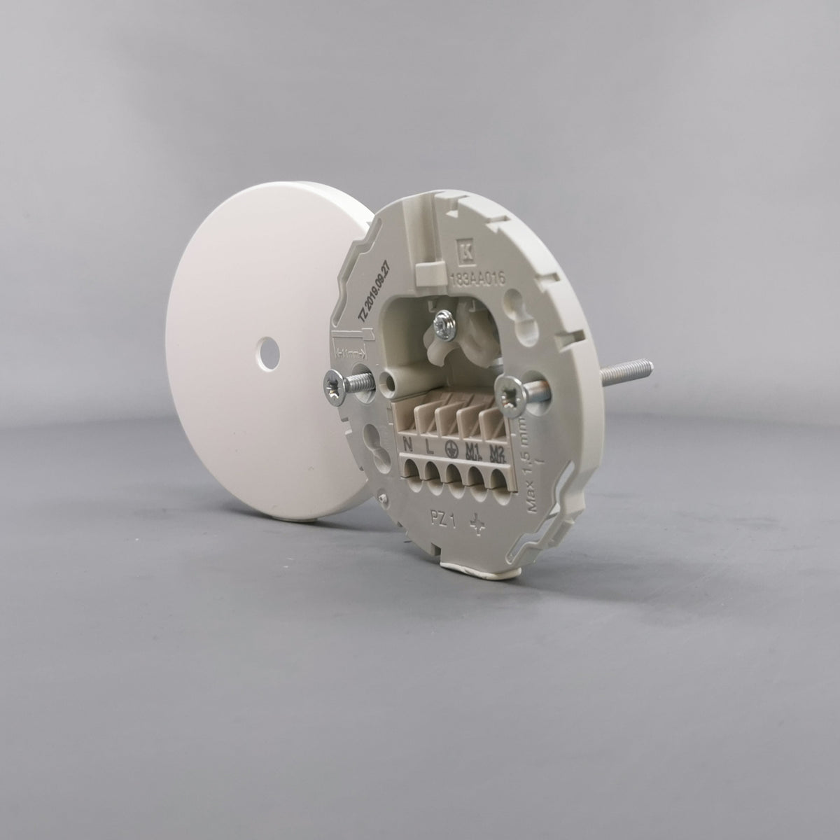Lampeudtag Ø83mm. 5P Hvid (Ny model) (360° frame 4)