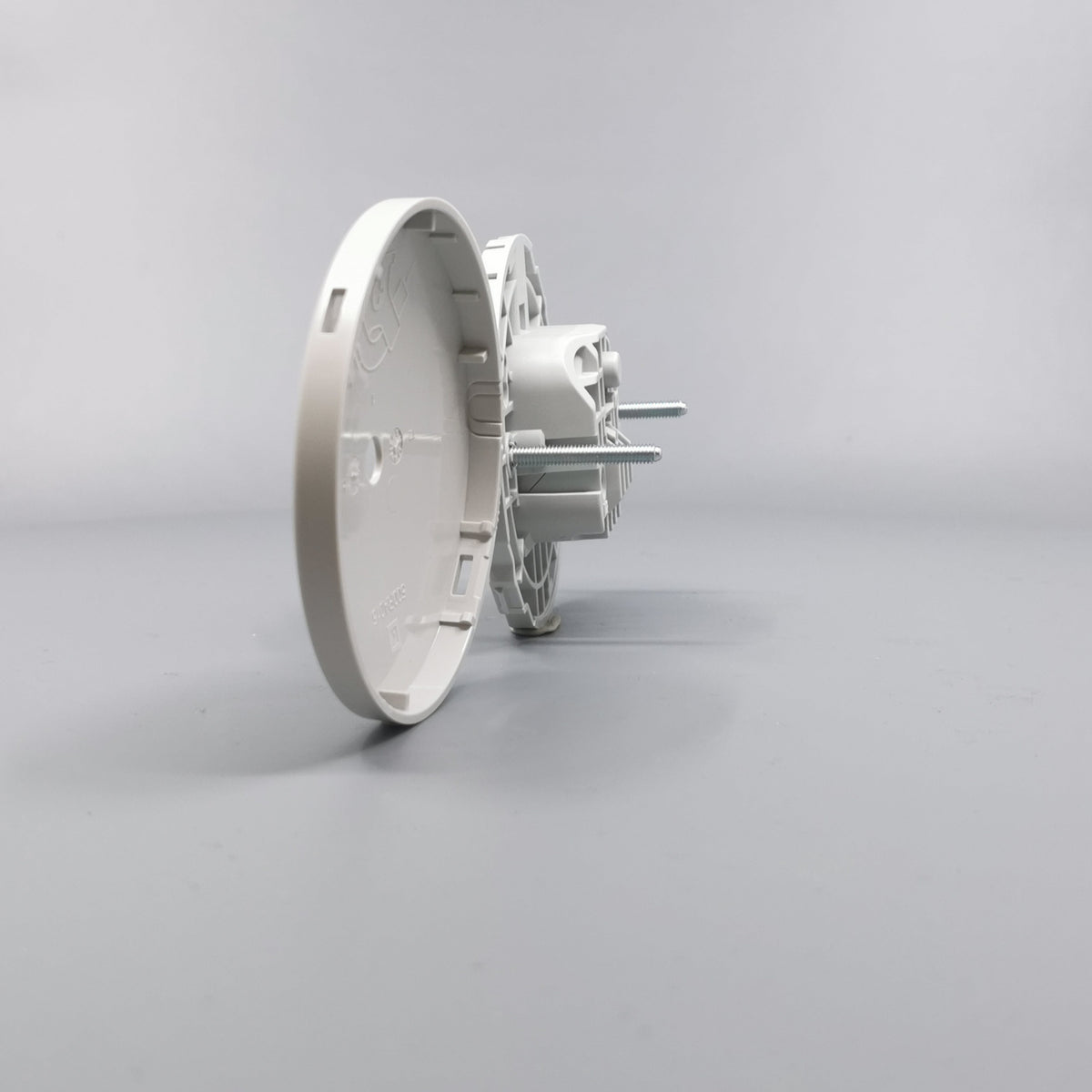 Lampeudtag Ø83mm. 5P Lysegrå (Ny model) (360° frame 8)