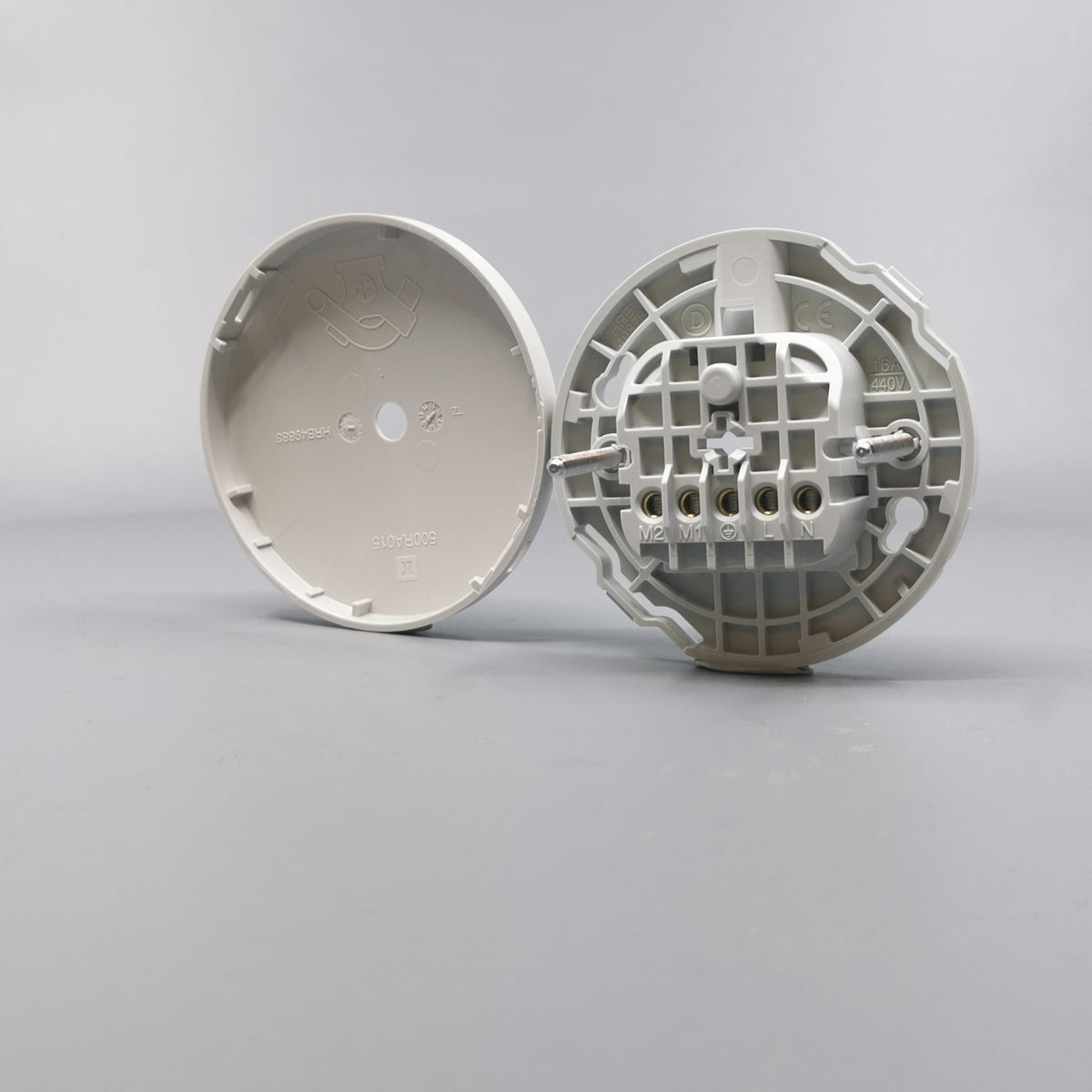 Lampeudtag Ø83mm. 5P Lysegrå (Ny model) (360° frame 15)