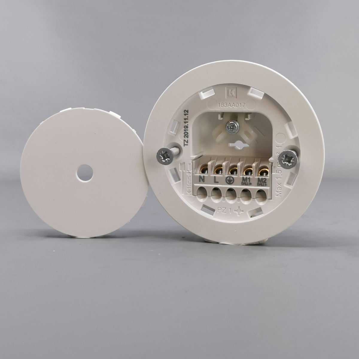 Lampeudtag Ø84mm. 5P Planforsænket Hvid (Ny model) (360° frame 2)