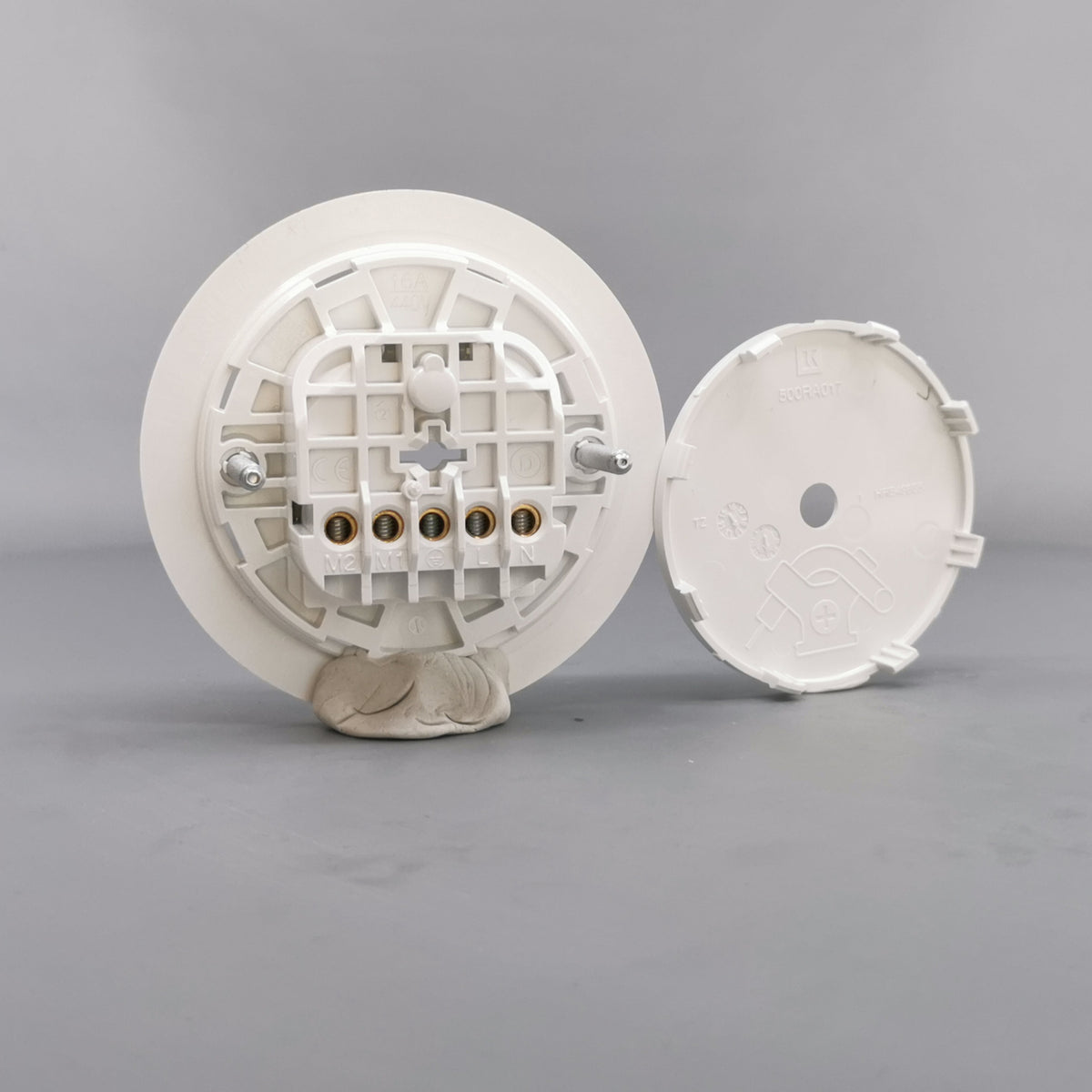 Lampeudtag Ø84mm. 5P Planforsænket Hvid (Ny model) (360° frame 12)