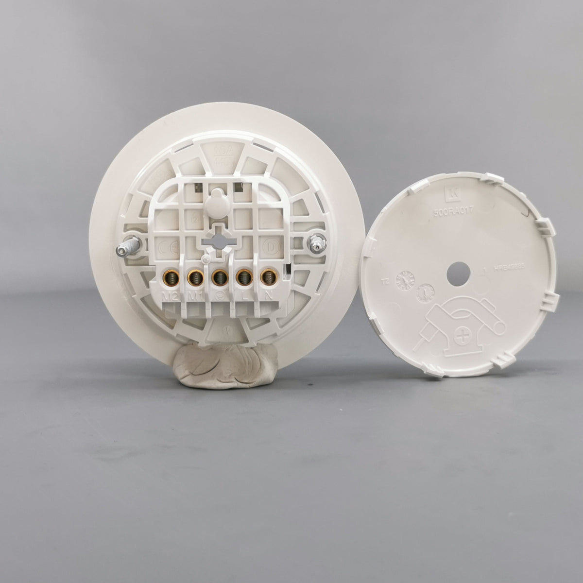 Lampeudtag Ø84mm. 5P Planforsænket Hvid (Ny model) (360° frame 13)