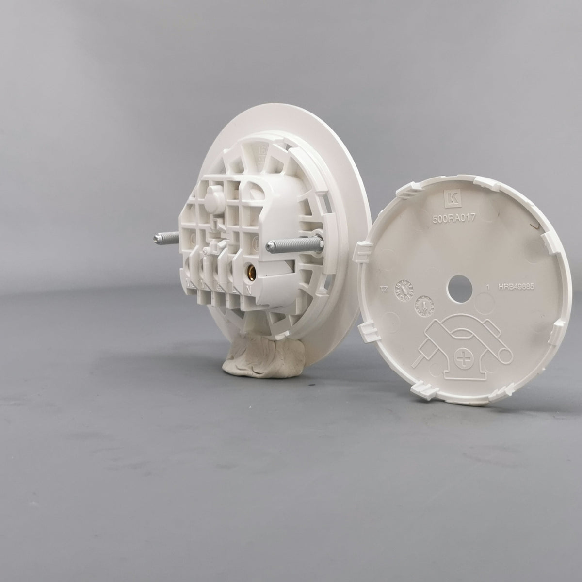 Lampeudtag Ø84mm. 5P Planforsænket Hvid (Ny model) (360° frame 16)