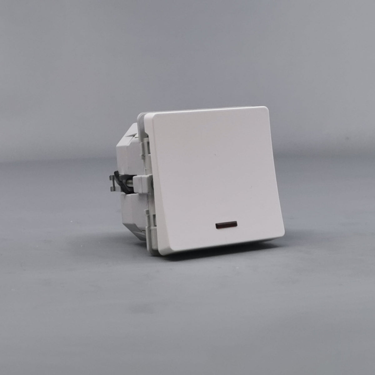 LK Fuga timer 1m 8A - hvid (360° frame 23)