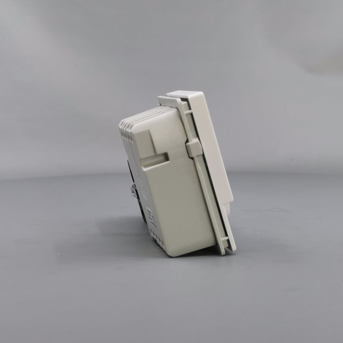 LK Fuga hygrostat m. rumføler - hvid (360° frame 18)