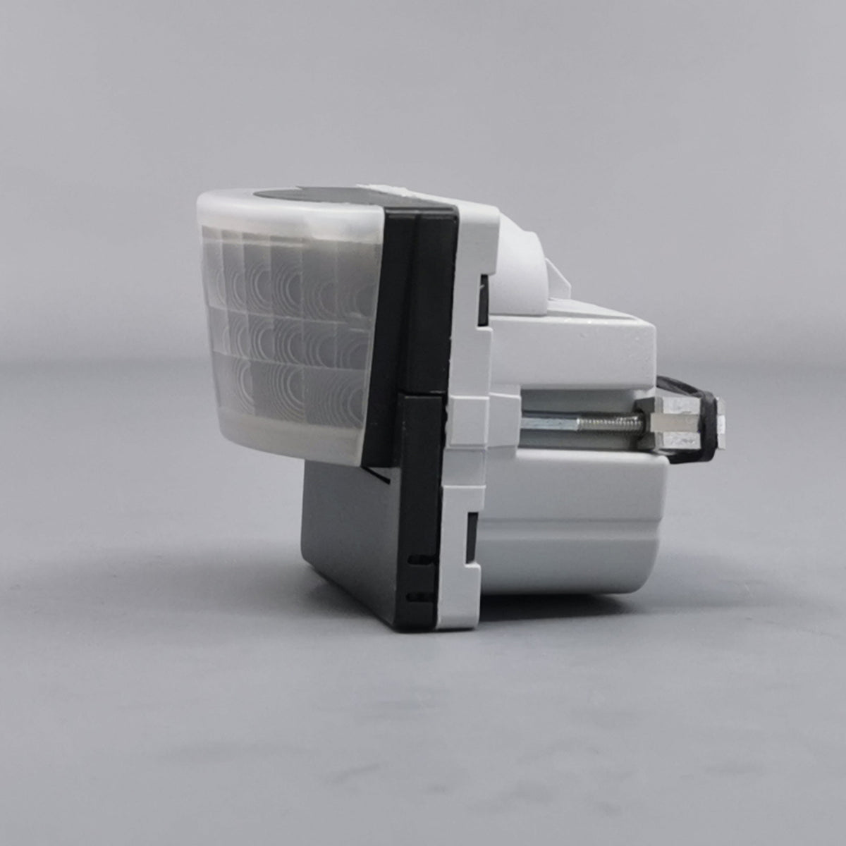 LK Fuga indsats pir 180gr 230V 10A koksgrå (360° frame 6)