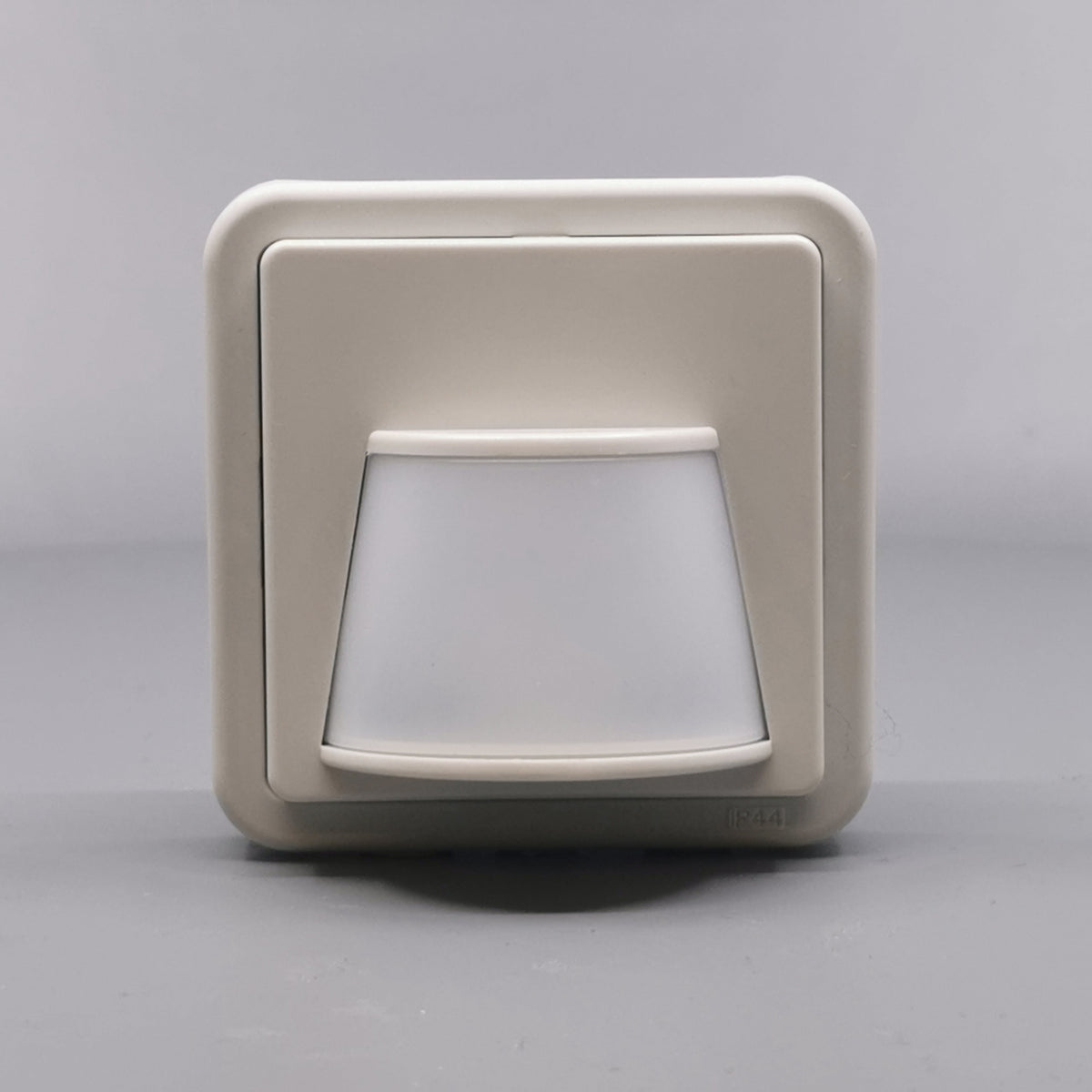 LK Opus 74 Fuga PIR adaptor dæksel 1m - lysegrå
