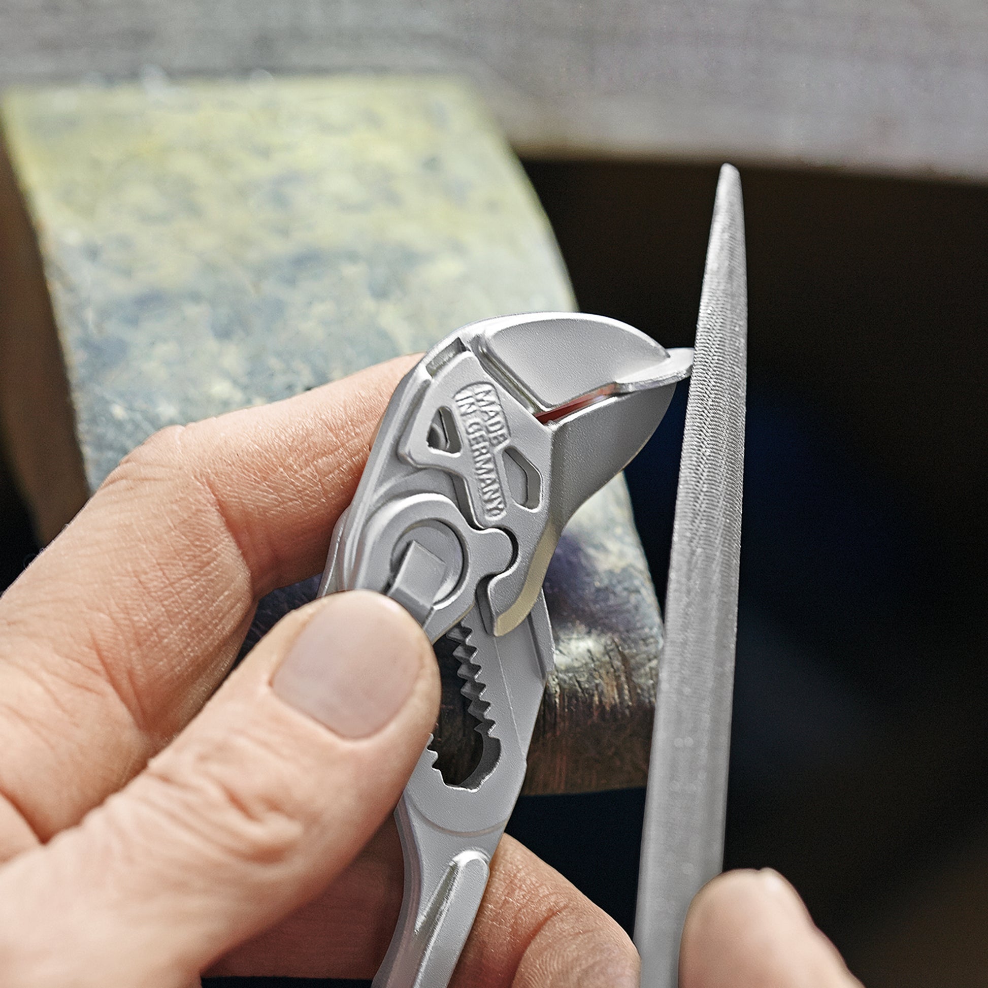 TANG- OG SKRUENØGLE MINI 125MM