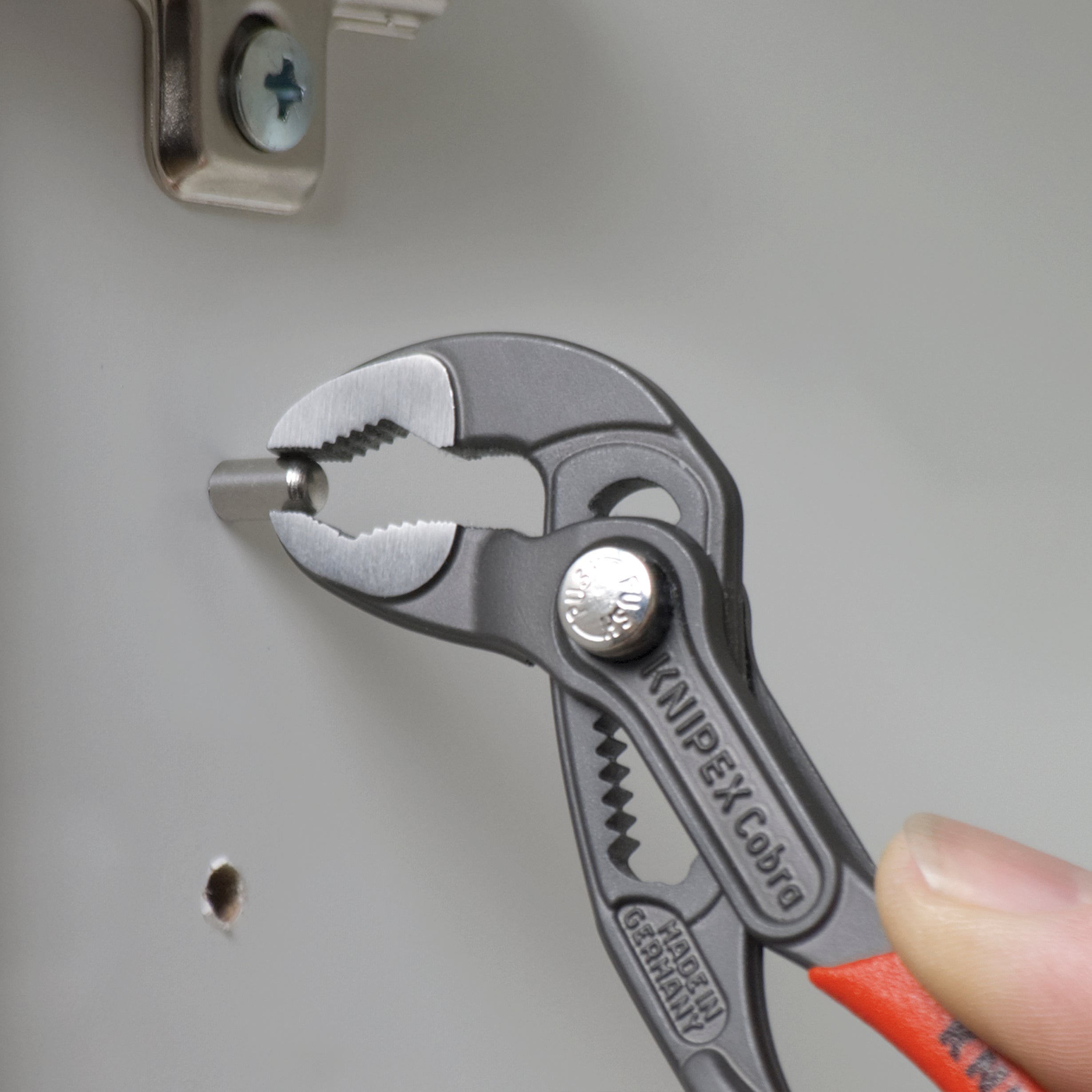 KNIPEX Cobra® vandpumpetang, fosfateret, 125 mm