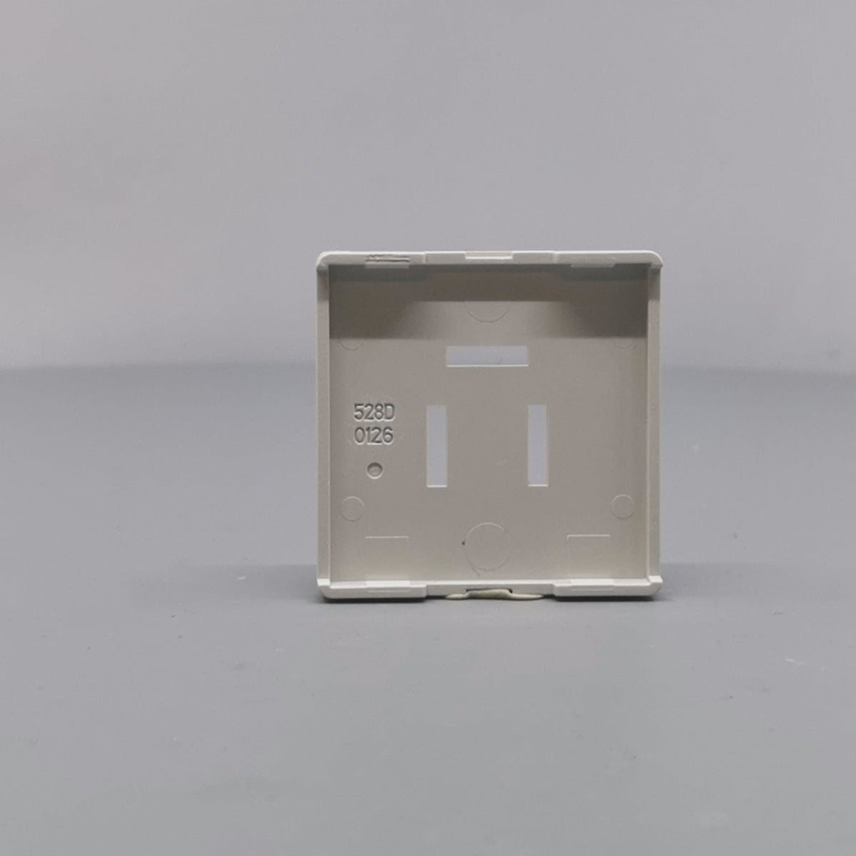 Fuga tangent for telefonudtag lysegrå (360° frame 13)
