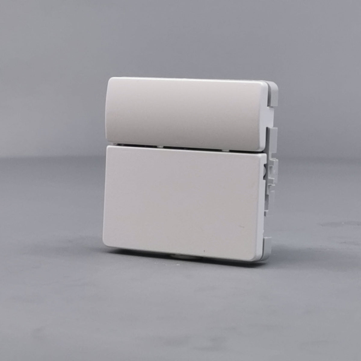 Fuga Svagstrømstryk 2 slutte hvid (360° frame 3)
