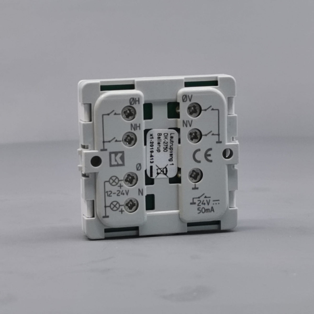 Fuga Svagstrømstryk 4 slutte og 2 lysdiode hvid (360° frame 12)