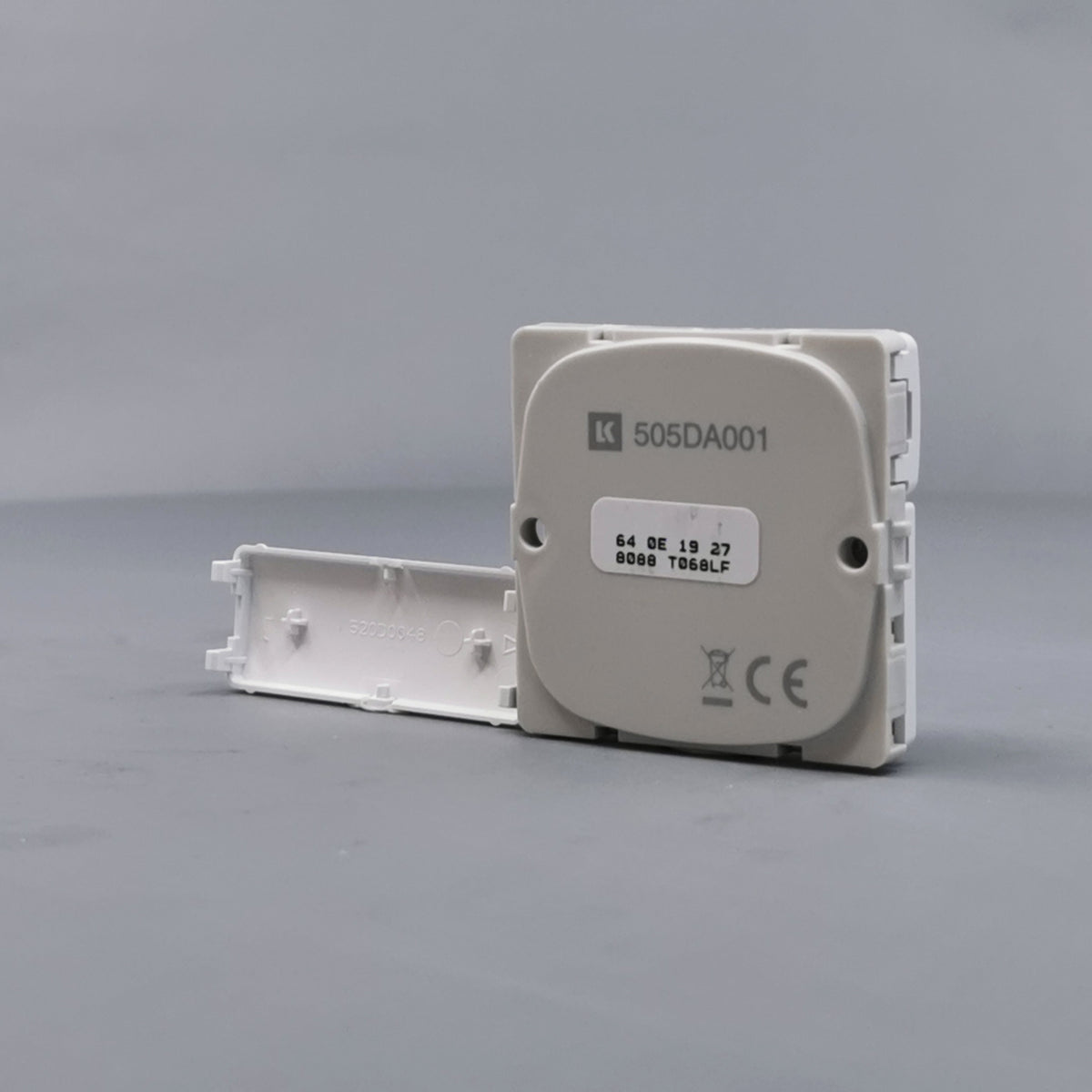 IHC Wireless FUGA Batteritryk 2 sl. hvid (360° frame 15)